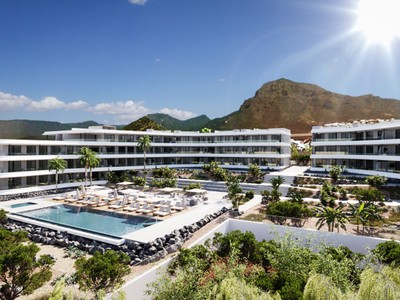 Apartamento en venta en Adeje, Costa Adeje, con 2 dormitorios, 2 baños, plaza de garaje y terraza