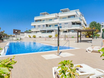 Ático en venta en Granadilla De Abona, La Tejita, con 2 dormitorios, baño, plaza de garaje y trastero