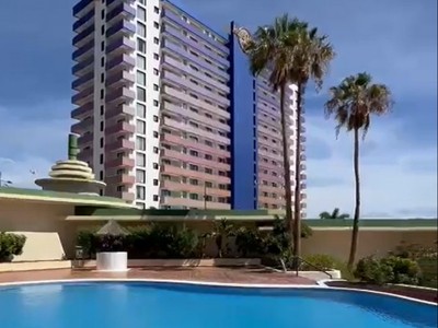 Apartamento en venta en Adeje, Playa Paraiso, con 2 dormitorios, baño y terraza