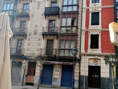 Bar en venta en Portugalete, General Castaños, con 2 baños