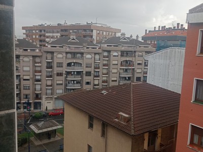 Piso en venta en Portugalete, Buenavista, con 2 dormitorios, baño y balcón