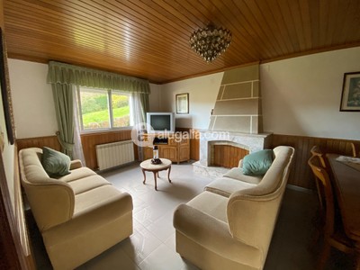 Casa en venta en Lago, Vilar, con 5 dormitorios, 2 baños, plaza de garaje, trastero y terreno