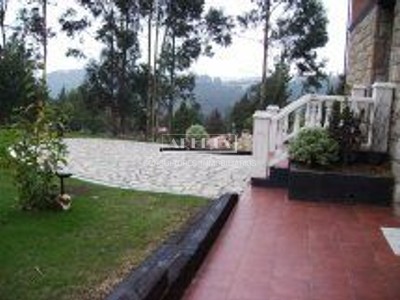 Adosado en venta en Munguia, Maruri, con 5 dormitorios, 5 baños, 4 plazas de garaje, trastero, terraza y terreno