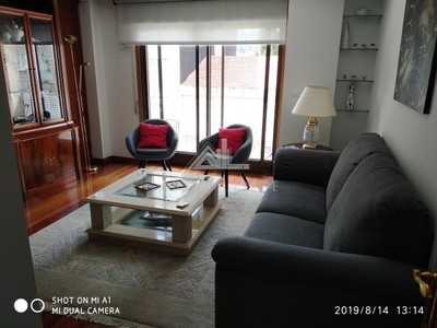 Piso en alquiler en Chantada, Centro, con 4 dormitorios, 2 baños, plaza de garaje y trastero