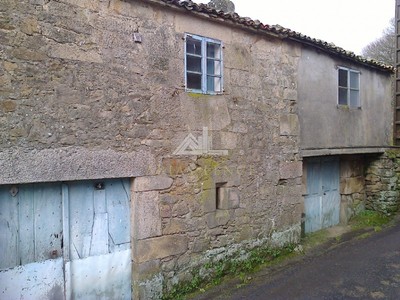 Casa en venta en Chantada, San Xoan De Laxe, con terreno