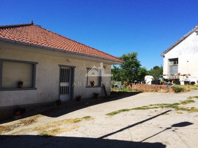 Casa en venta en Taboada, Esperante, con 3 dormitorios, baño, trastero y terreno