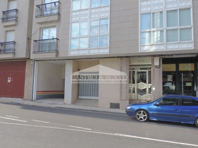 Local-bajo comercial en venta en Melide