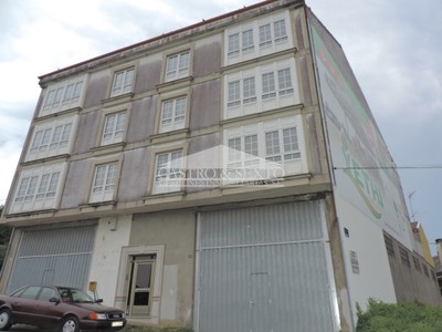 Edificio en venta en Melide, Sabian