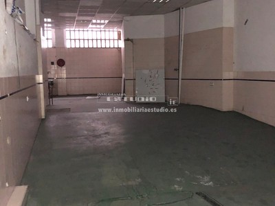 Locales en venta en Bilbao, con 2 baños