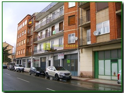 Local en planta baja en alquiler en Santo Domingo De La Calzada