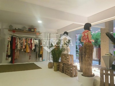 Locales en venta en Laredo, con aseo