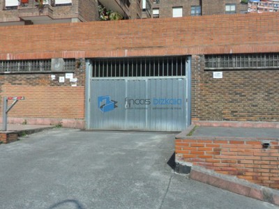 Garaje en venta en Bilbao, Bolueta