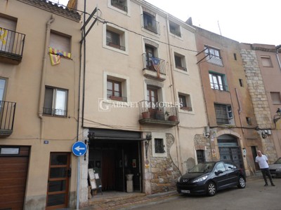 Restaurante en venta en Montblanc, Centre, con 2 aseos, trastero y terraza