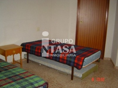 Piso en venta en Zamora, Casco Antiguo, con 3 dormitorios y baño