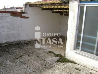 Casa en venta en Zamora, San Jose Obrero, con 3 dormitorios, baño y terraza