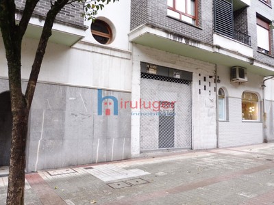 Lonja en venta en Gernika, San Cristobal