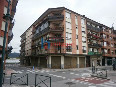 Lonja en venta en Gernika, Juan Calzada