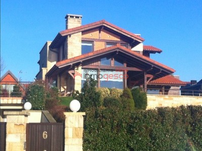 Chalet en venta en Mungia, con 3 dormitorios, 2 baños y terreno