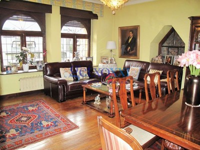 Piso en venta en Neguri, Neguri, con 5 dormitorios, 3 baños, aseo, 4 plazas de garaje, trastero y 2 terrazas