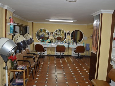 Locales en venta en Santurtzi, Centro Santurtzi, con baño