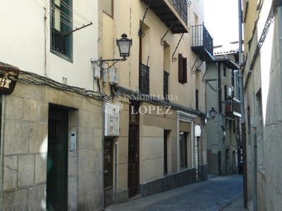 Bar en venta en Lekeitio, Arranegi Kalea, con 2 baños