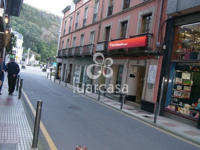 Oficina en alquiler en Luarca, Luarca Centro, con 2 dormitorios y aseo