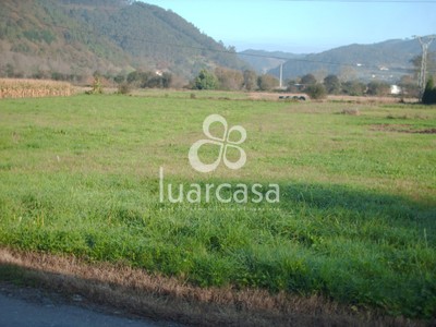 Terreno edificable en venta en Luarca, Alrededores Luarca, con terreno