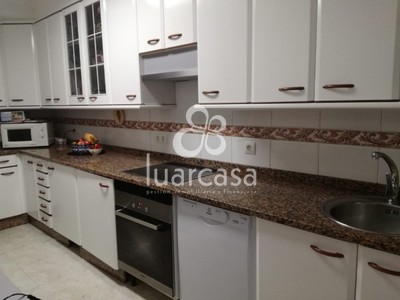 Piso en venta en Cudillero, Cudillero Centro, con 3 dormitorios, 2 baños y 2 terrazas