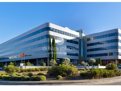 Oficina en alquiler en Madrid, Julián Camarillo