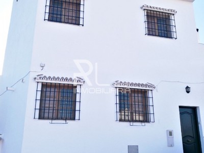 Casa en venta en Alhaurín De La Torre, Barriada Santa Amalia, con 2 dormitorios, 2 baños, aseo y terraza