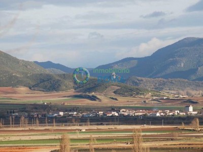 Terreno en venta en Zambrana, con terreno