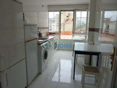 Piso en venta en Vitoria, Casco Viejo, con 3 dormitorios, baño y terraza
