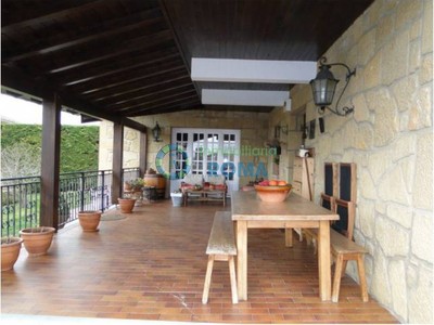 Chalet en venta en Samaniego, Samaniego, con 3 dormitorios, 2 baños, aseo, trastero, terraza y terreno