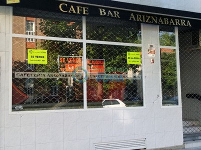 Bar en alquiler en Vitoria, Ariznavarra