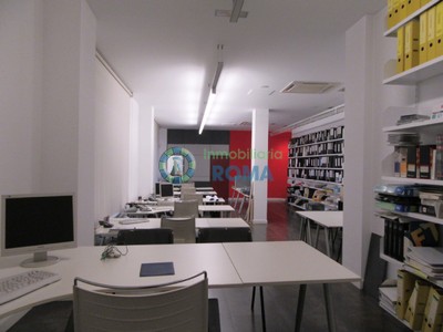 Local en venta en Vitoria, Lakua