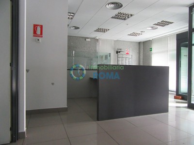 Local en venta en Vitoria, Iparralde