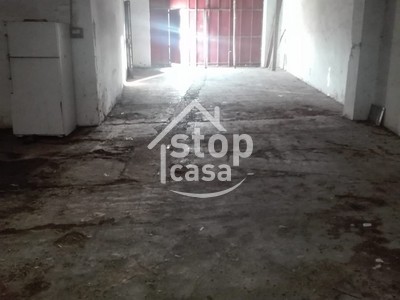 Cocherón en alquiler en Fernan Nuñez, Buen Acceso A La Autovía, con 4 dormitorios, plaza de garaje, trastero y 5 balcones