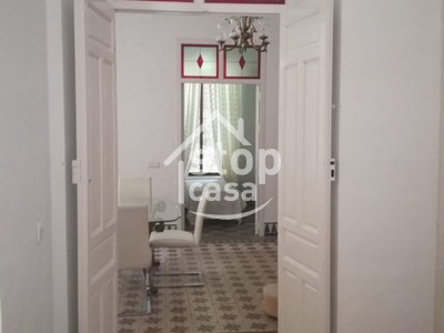 Piso en alquiler en Fernan Nuñez, Cerca Del Centro, con 2 dormitorios y baño