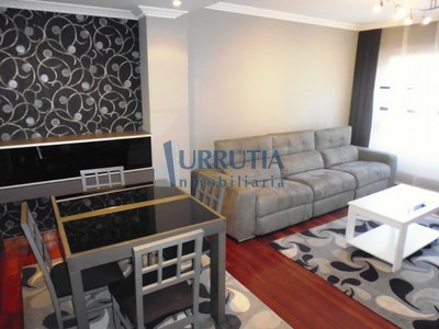 Apartamento en alquiler en Mungia, Centro, con 1 dormitorio, baño, trastero y balcón