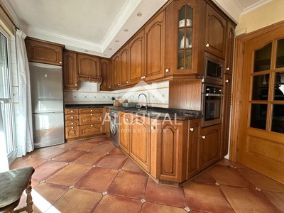 Piso en venta en Idiazabal, con 3 dormitorios, baño y 2 balcones