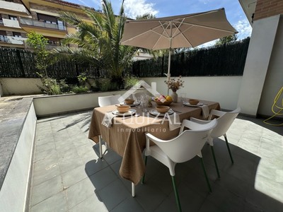 Piso en venta en Ormaiztegi, con 2 dormitorios, baño, trastero, balcón y terraza