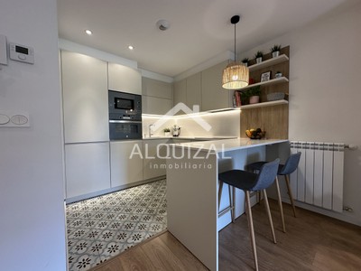 Piso en venta en Beasain, con 2 dormitorios, 2 baños y terraza
