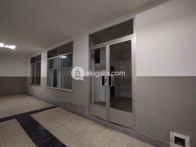 Locales en venta en Viveiro, Centro, con aseo