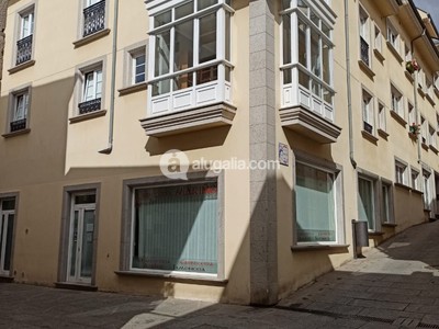 Apartamento en venta en Viveiro, Centro, con 2 dormitorios, baño y trastero
