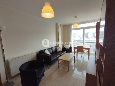 Apartamento en venta en San Ciprian, con 2 dormitorios, baño, plaza de garaje y trastero