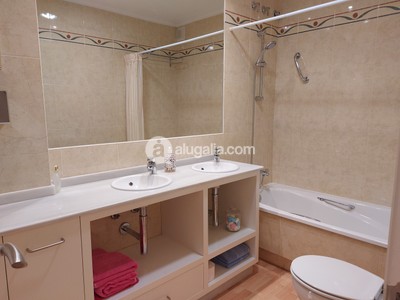 BAÑO PRIVADO