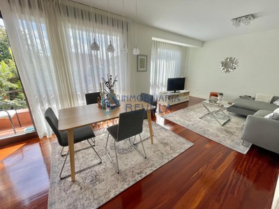 Piso en venta en Getxo, Santa Ana, con 3 dormitorios, 2 baños, aseo y terraza