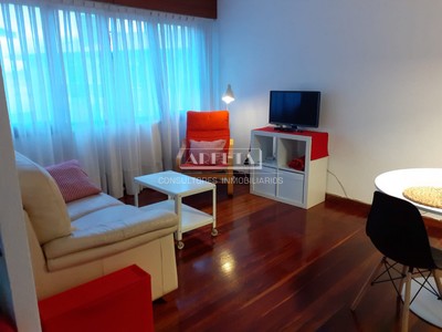 Piso en alquiler en Algorta, Bolue, con 1 dormitorio, baño y plaza de garaje