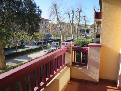Piso en alquiler en Berango, Landaida, con 3 dormitorios, 2 baños, plaza de garaje, trastero y terraza