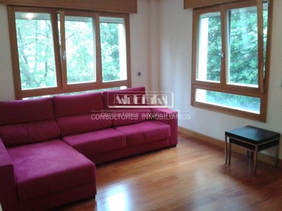 Piso en venta en Algorta, Usategi, con 2 dormitorios, 2 baños y plaza de garaje